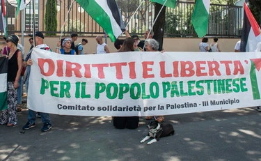 Mostra del Cinema di Venezia, il direttore risponde ai pro-Pal: "Diciamo no"