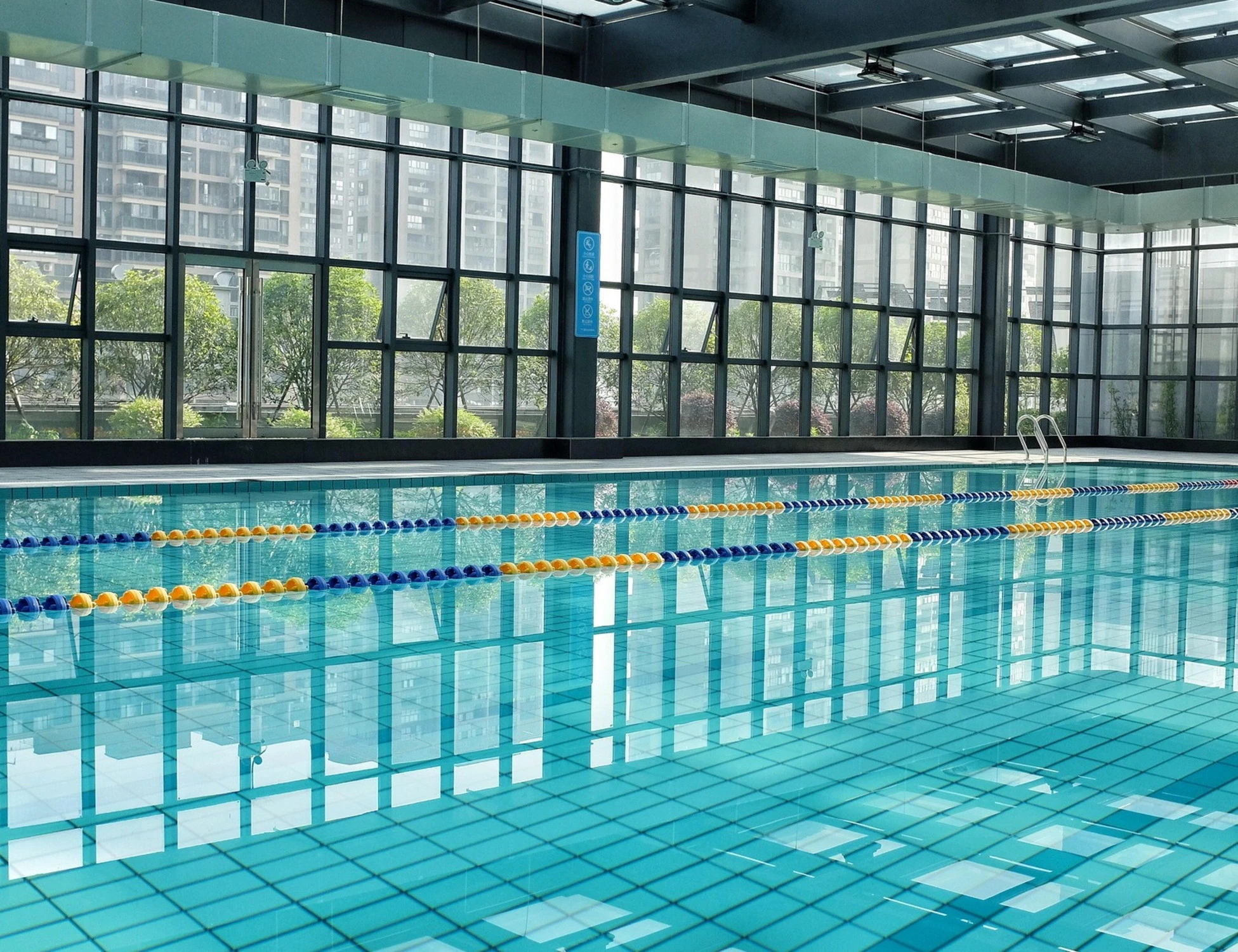 Roma, altra tragedia in piscina: morto bimbo di 5 anni al campo estivo