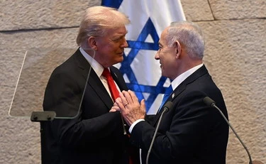 https://media.liberoquotidiano.it/3mGhUgd_uii7FrqSpl-RvzSUnaommkw2F2WBp0-NT3g/width:800/quality:90/aW1hZ2VzLzIwMjUvMTAvMTQvMDUxMDQ1MDEzLWNiY2JmZTY1LWFmNGItNDUxOC1hNzhmLWQ5NmYyNDNkYzhiMi5qcGc.webp