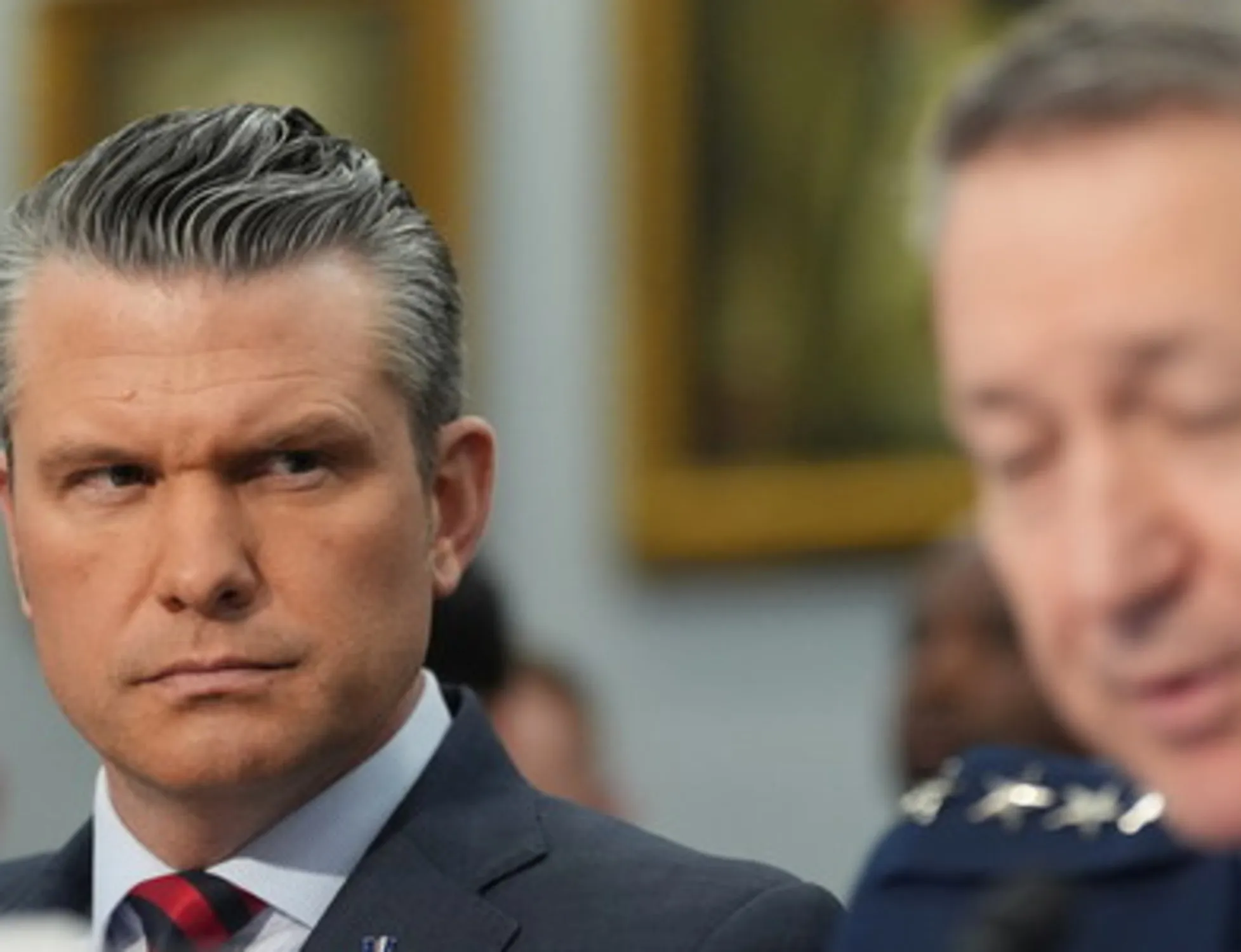 Leggi l'articolo: "Gli Usa controllano Hormuz, l'Iran lo sa e così...": Hegseth lancia la sfida ai Pasdaran