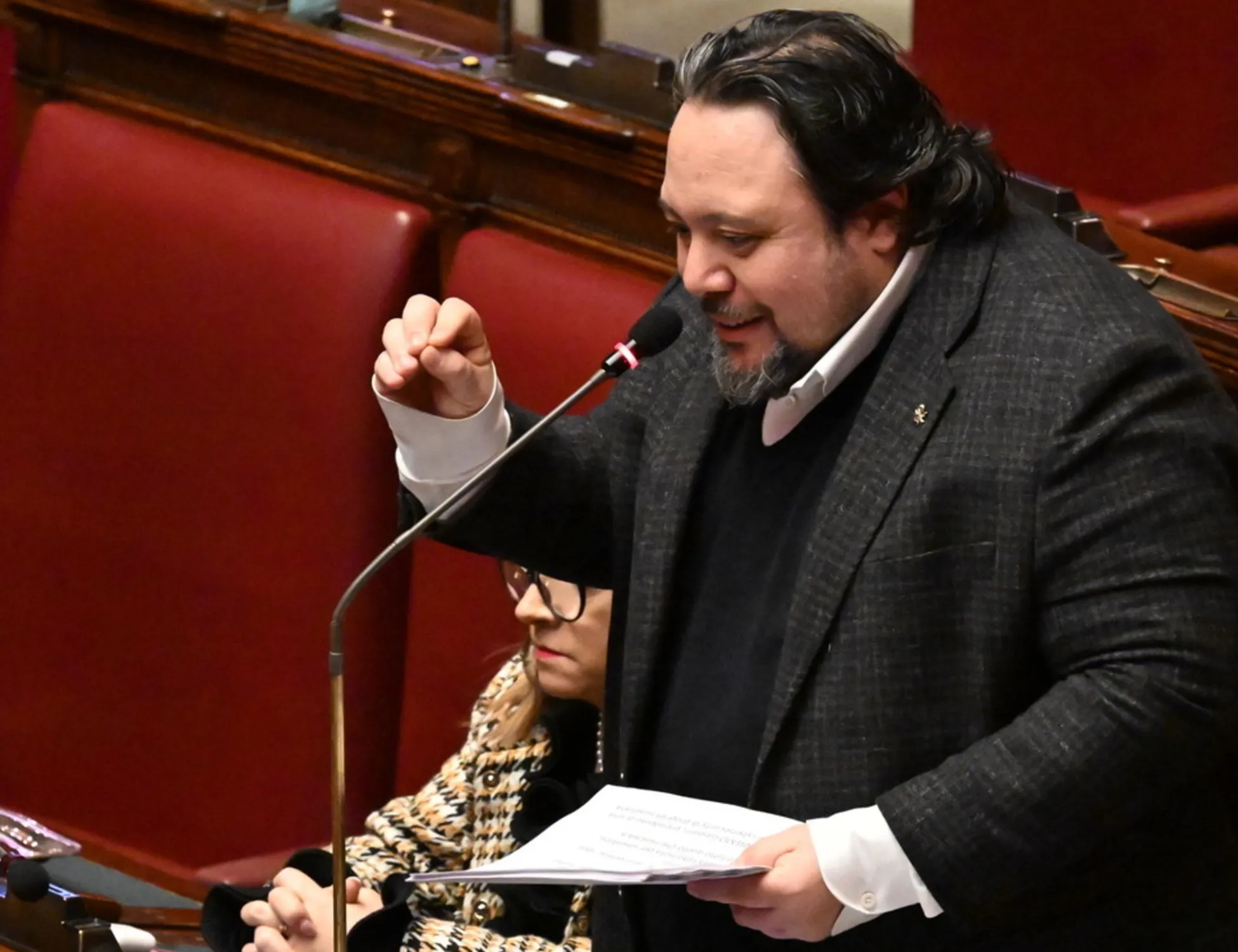 Leggi l'articolo: Carotenuto attacca Israele? Gaffe clamorosa: smentito dall'ambasciatore con una foto