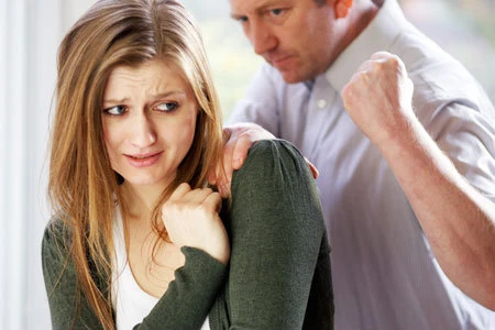 Con la legge sul femminicidiopene più gravi ai violentide sono mariti o conviventi