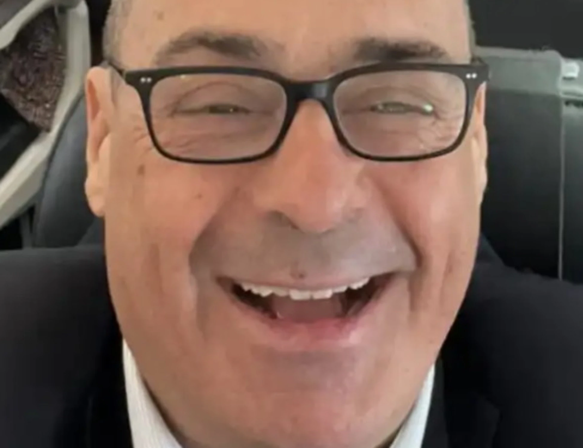 Zingaretti e gli aerei, ecco la priorità-Pd in tempo di guerra: sconcertante