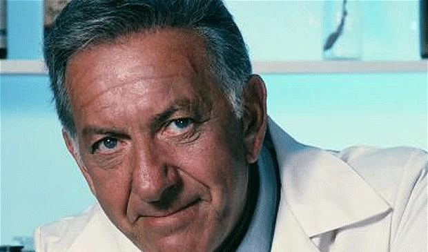 Morto Klugmannegli anni '80fu Quincy in tv