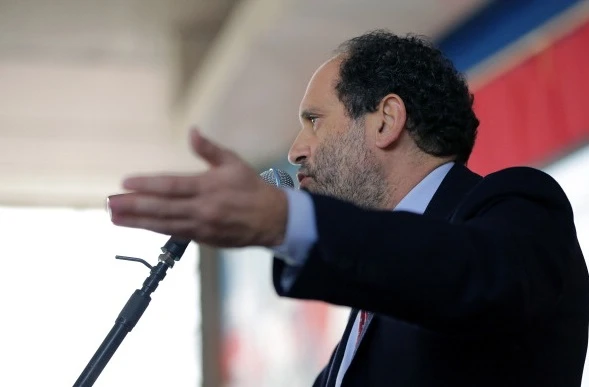 Antonio Ingroia avvocato difensore di un imprenditore arrestato per associazione mafiosa