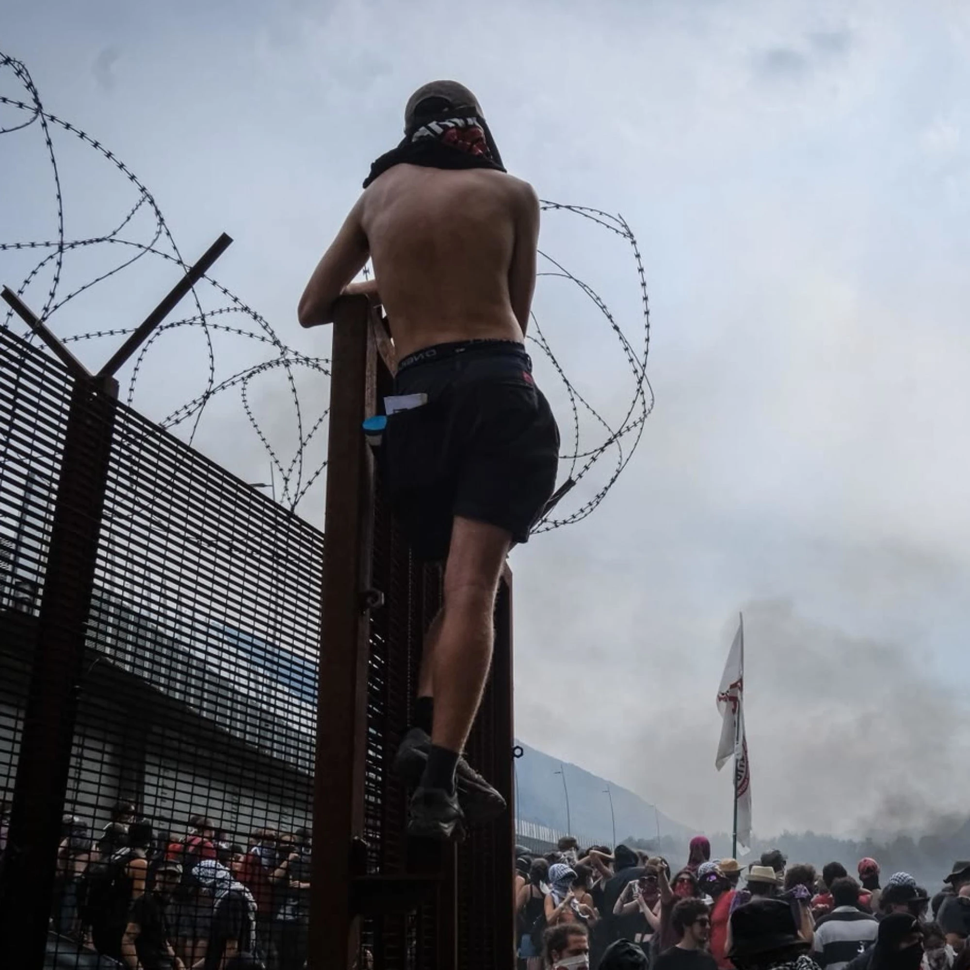 Serve un patentino anti-terroristi e anti-centri sociali