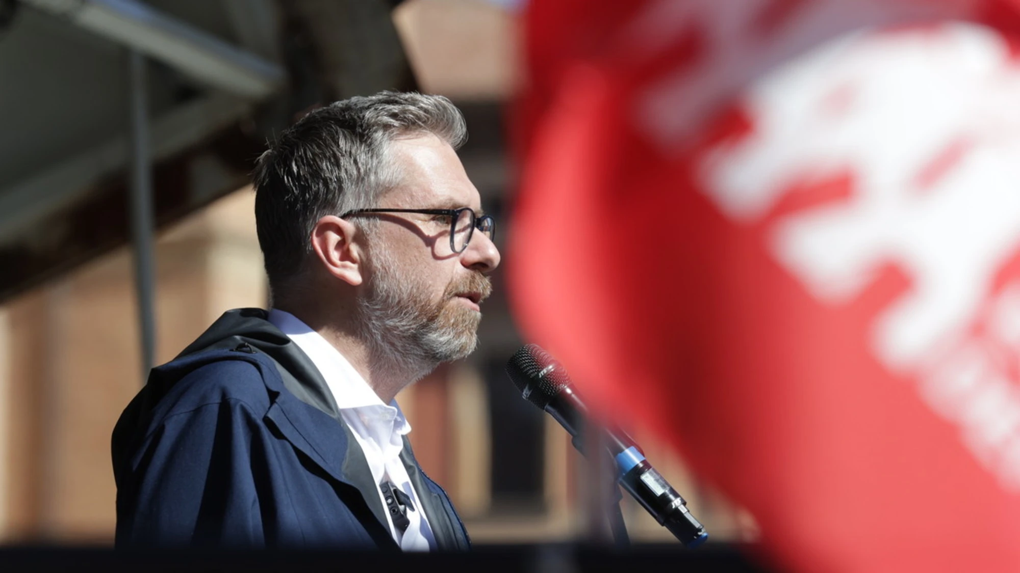 Bologna, lo sportello anti-islamofobia: l'ultima trovata di Matteo Lepore