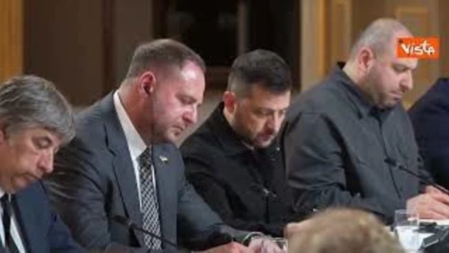 https://media.liberoquotidiano.it/3x7QL0eoFACbm829d1k3L_pYOTDxWDL6UJcn5gGqtaY/width:800/quality:90/aW1hZ2VzLzIwMjUvMDkvMDQvMTE0ODEyNzE4LTFjOTFjZTQzLWFlMTAtNGRmMC1iYzJkLTlkMjlkZDQ2YWZjYi5qcGc.webp