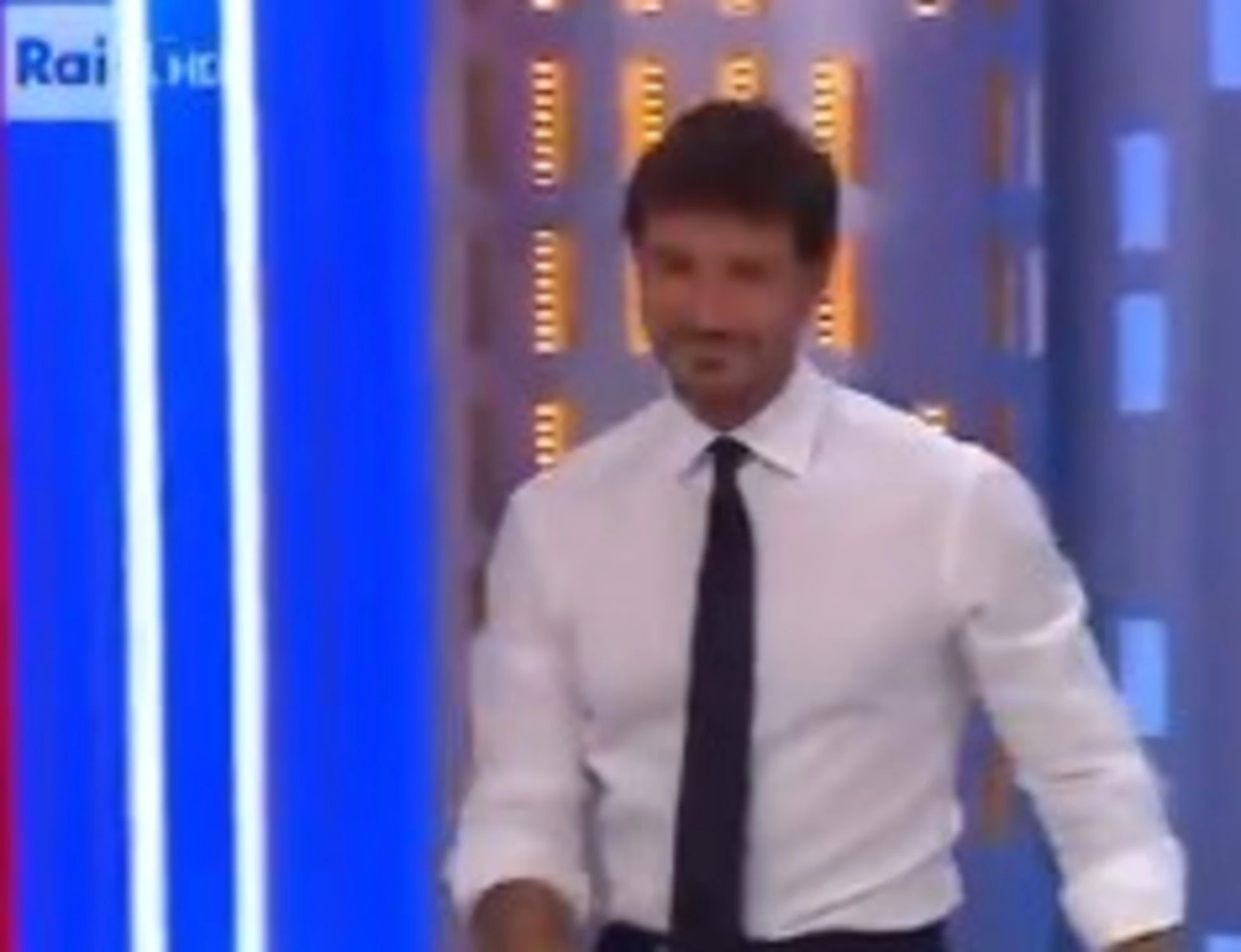 Affari Tuoi, Stefano De Martino fa infuriare i telespettatori: "Come cazz*** ti permetti?"