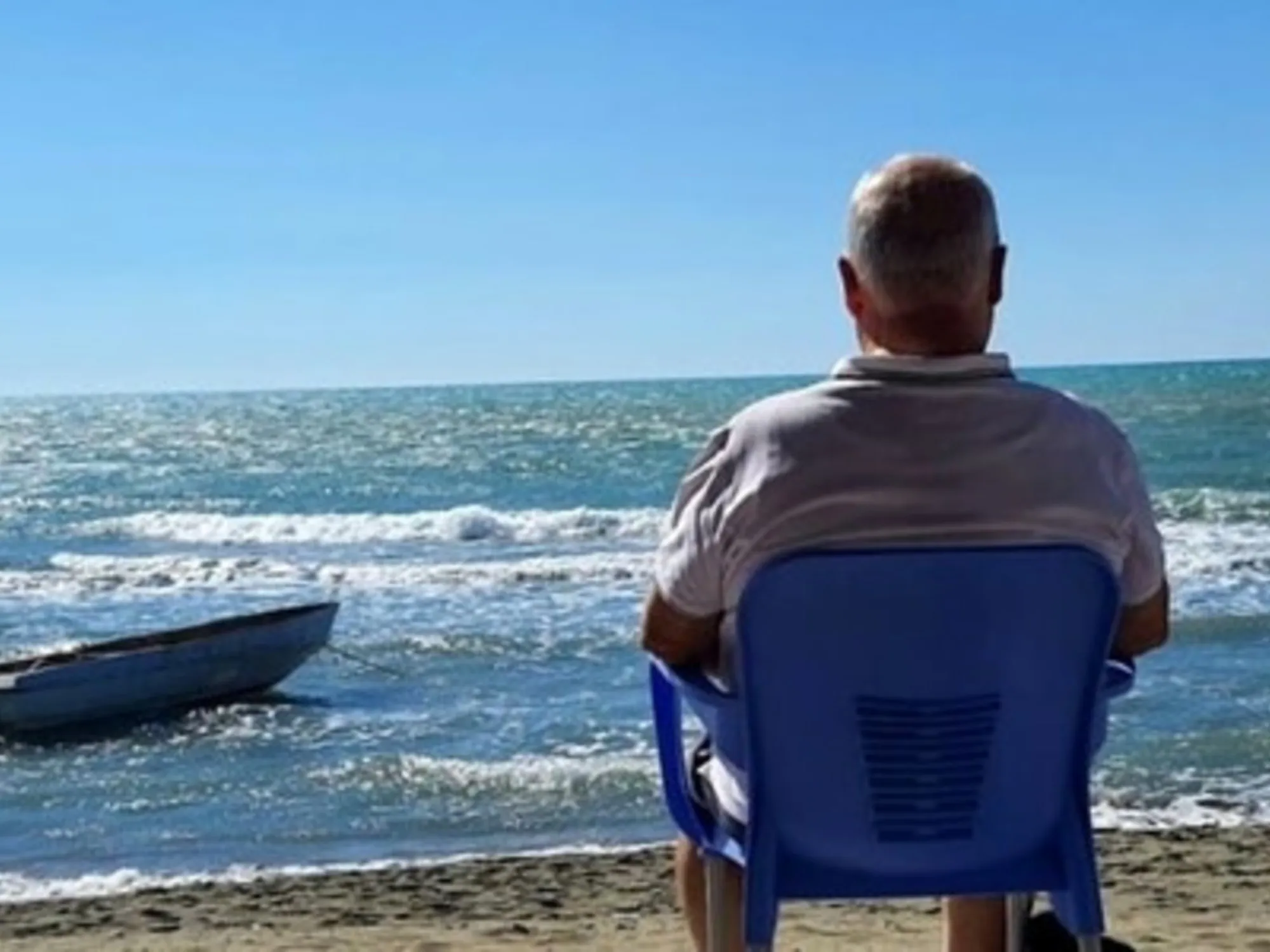 Leggi l'articolo: Pensione in Albania: soldi e benefit, il paradiso