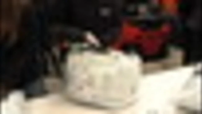 Francia contro Shein e sollecita l'Ue: "200mila pacchi controllati"