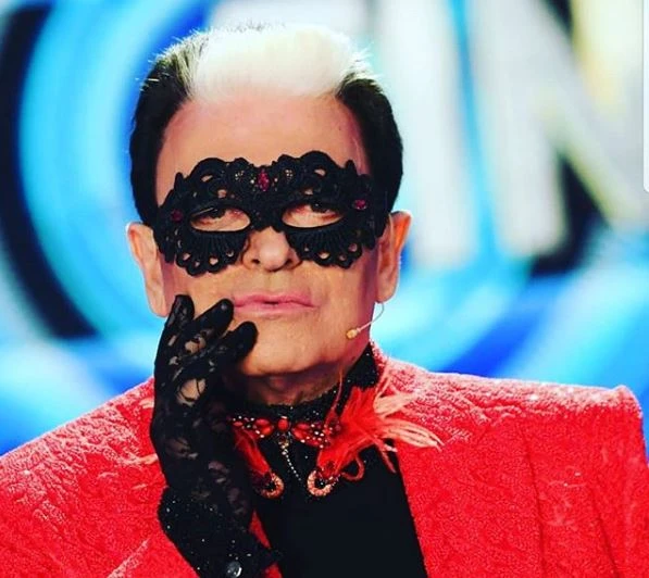 Mara Venier, clamoroso rifiuto a Domenica In: chi dice no alla Rai e preferisce Mediaset e Barbara D'Urso