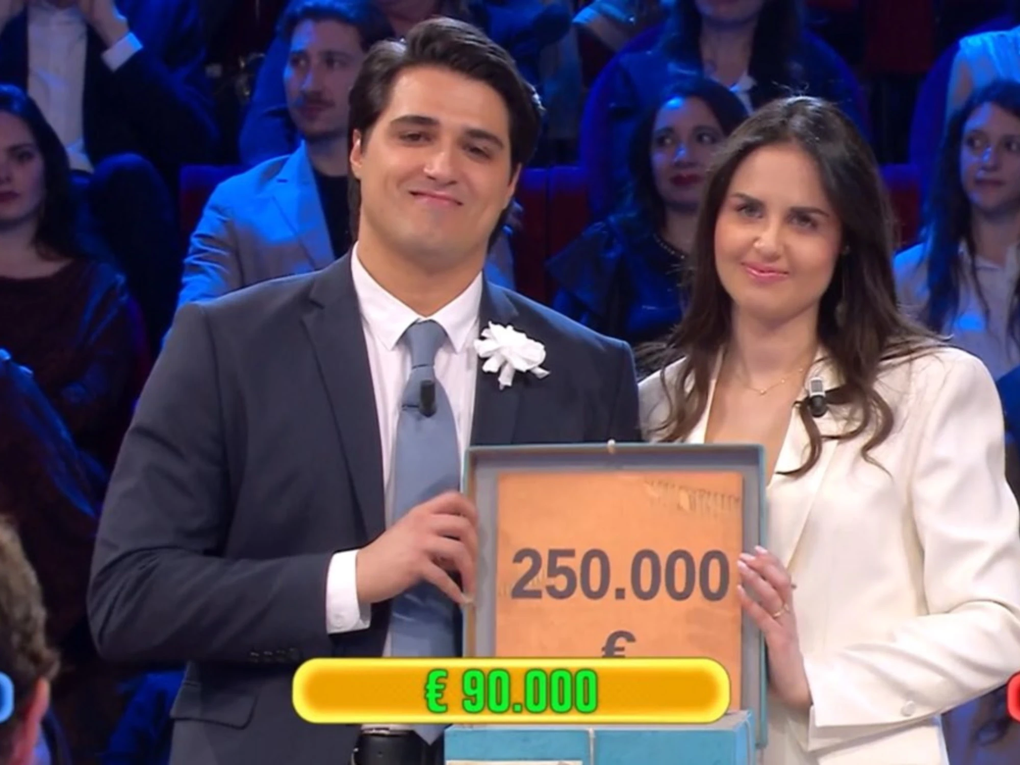 Affari Tuoi, Marco e Giulia impallinati in diretta: "Imbarazzanti..."