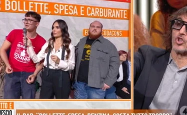 Dritto e rovescio, Cruciani zittisce lo studente di sinistra: "Vai a lavorare"