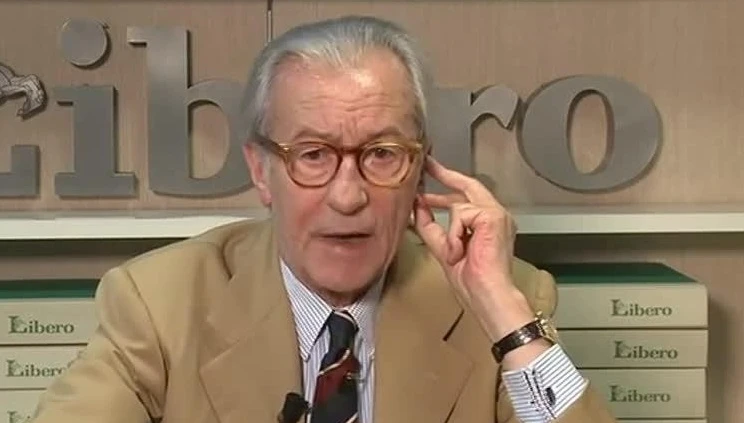 Vittorio Feltri contro il ministro Sergio Costa: "Così gli adulti si drogheranno e andranno in discoteca"