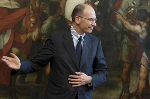 Letta frega Renzi: il vero rottamatore è lui i suoi "assi" per far fuori i vecchi