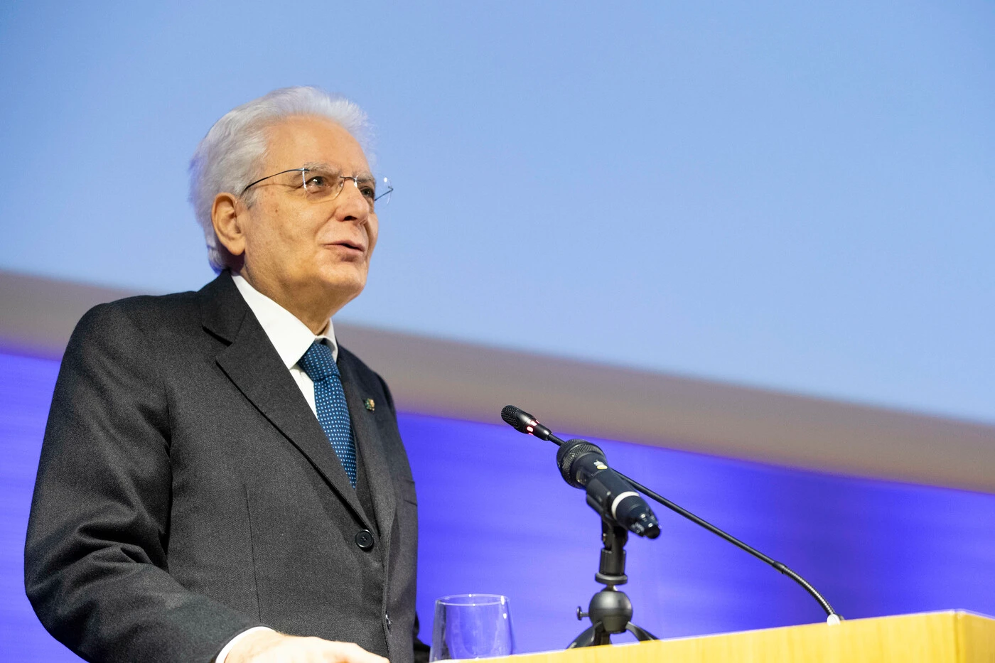 Che tempo che fa, sfregio di Emmanuel Macron: parla solo con Mattarella, Fabio Fazio soddisfatto