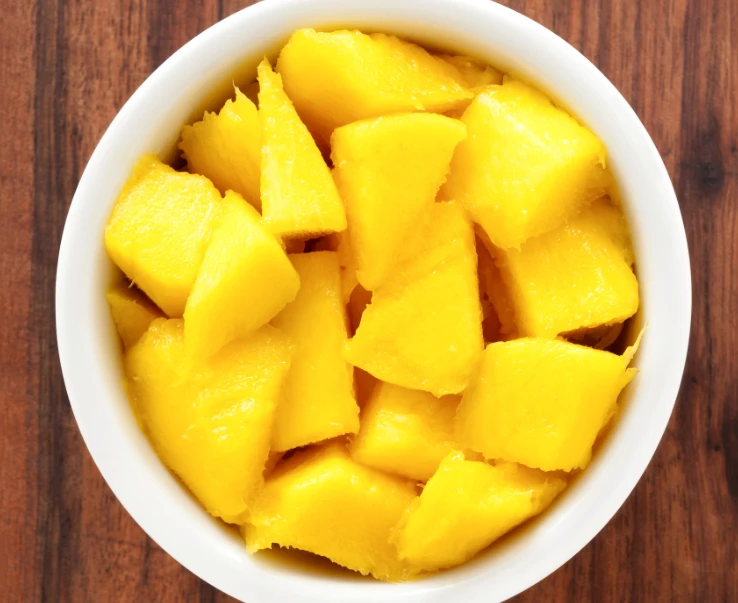 Dieta, le proprietà miracolose del mango: non solo è buono e contiene vitamine, ma è anche ipocalorico