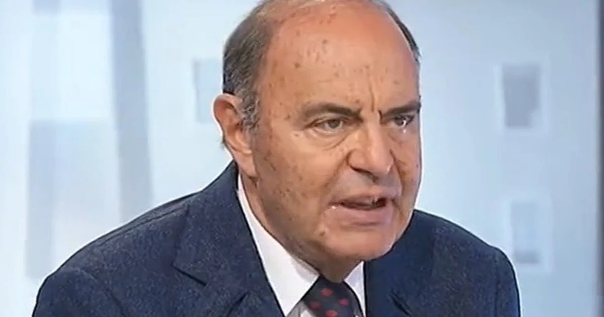 Bruno Vespa a L'aria che tira contro il dpcm: "Non mi sta bene. Io sempre attento, perché non si può fare un aperitivo?"