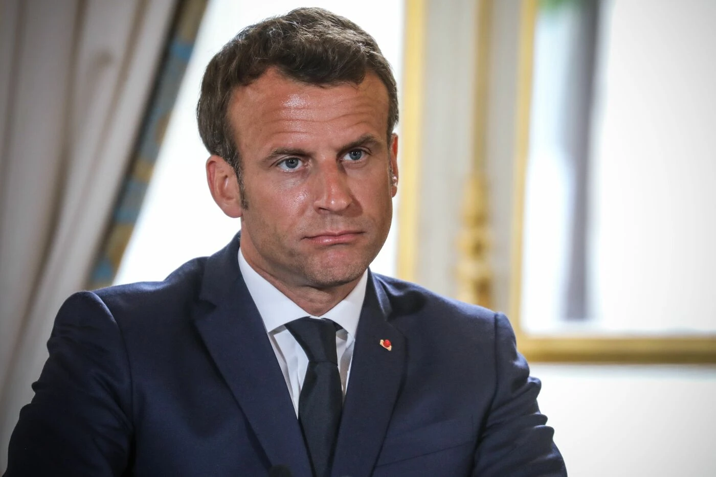 Emmanuel Macron, il richiamo della Corte dei Conti: "Francia, il debito preoccupa"