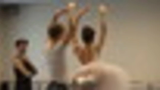 "Il sogno bianco", dietro le quinte de "Il lago dei cigni" alla Scala