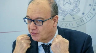 Giuseppe Valditara, arriva la riforma: "Il Pd si rassegni, ridaremo dignità alla scuola"