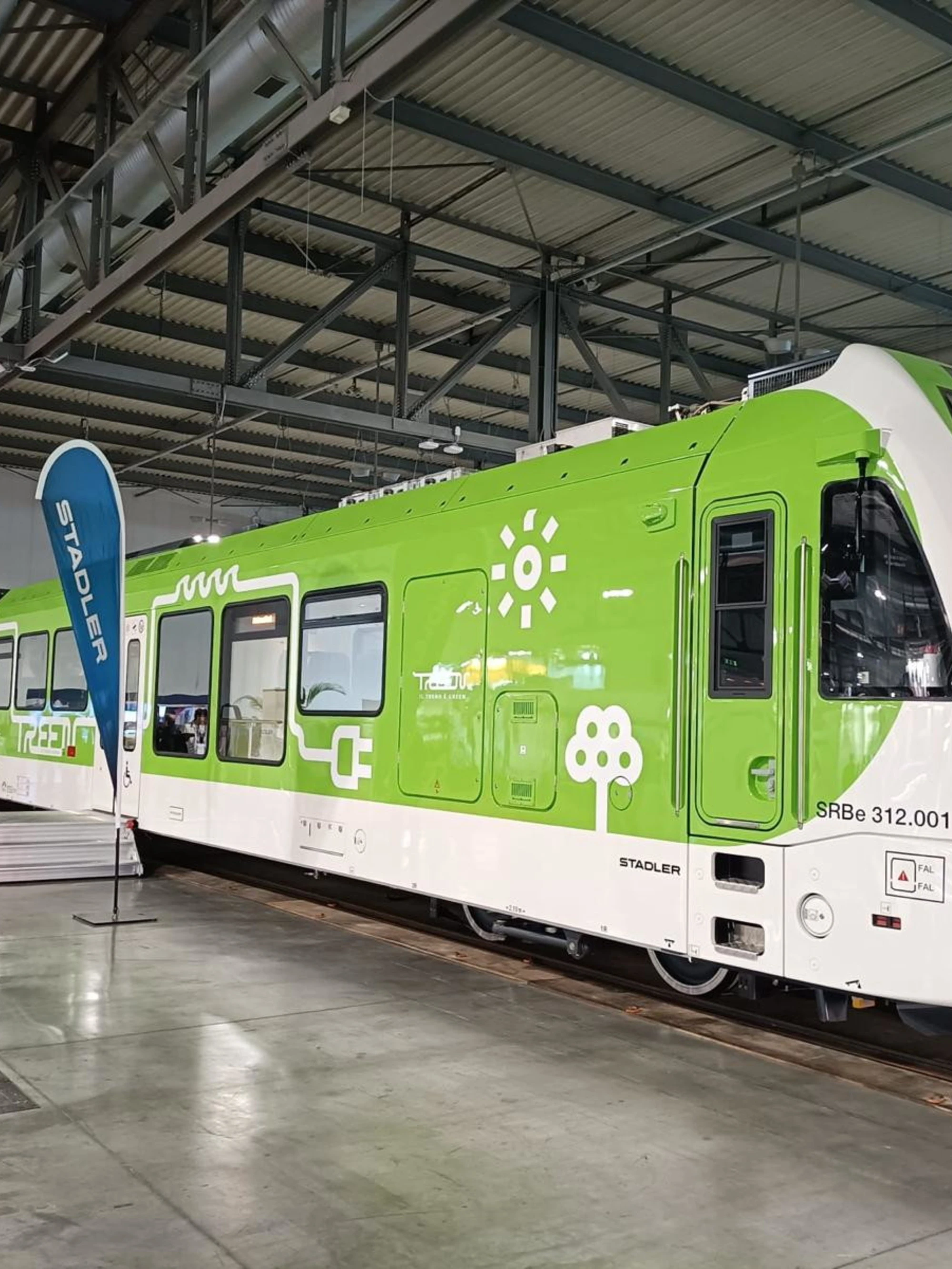 Il primo treno a batteria d'Italia di Ferrovie Appulo Lucane ad Expoferroviaria 2025