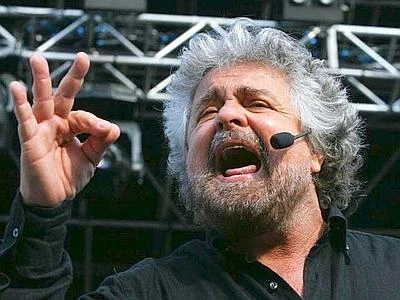 Grillo a Letta: "Fiero di essere populista rabbioso e vi cancelleremo"