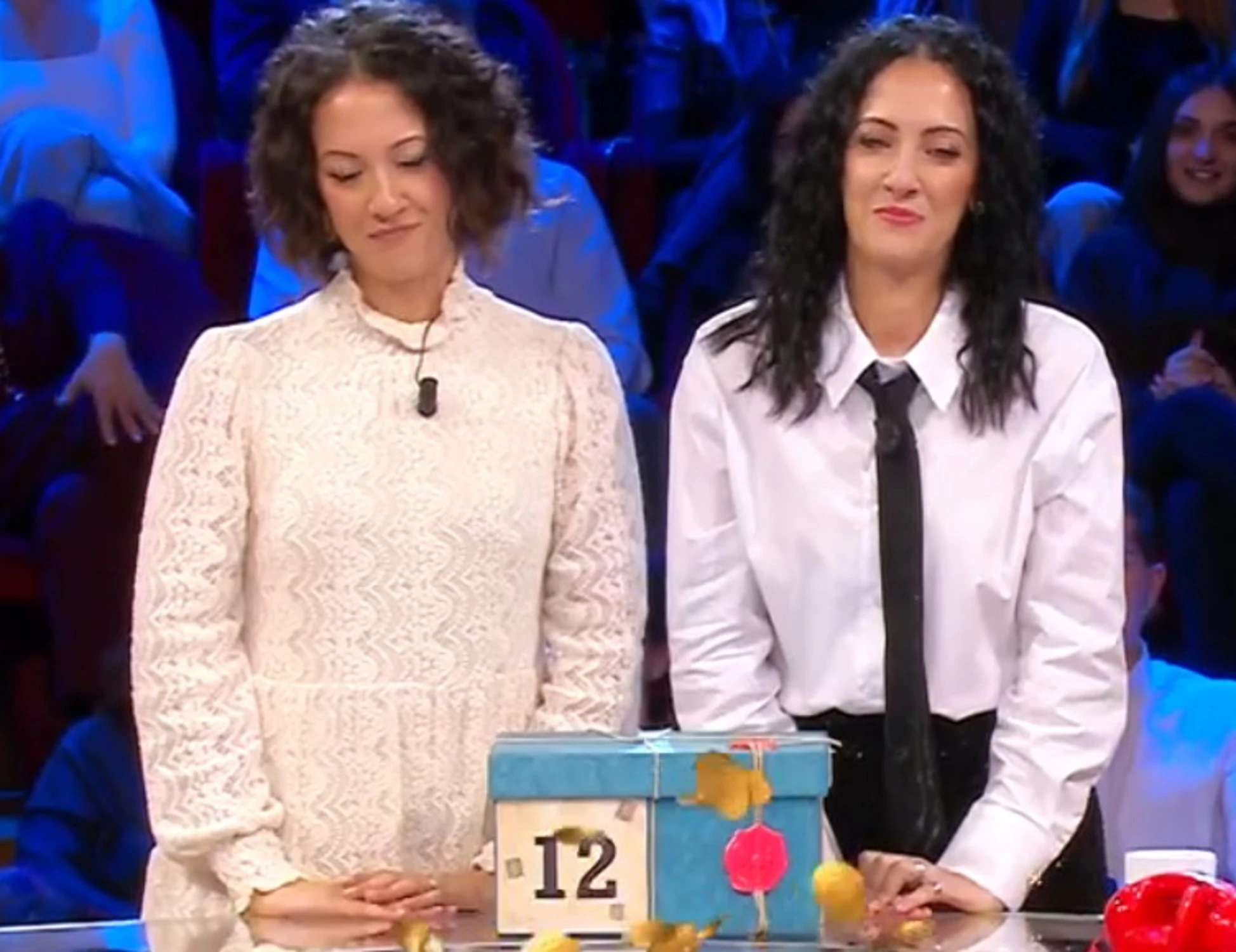 Affari Tuoi, Gabriella e Valeria? Disastro a fine puntata: "Non si parleranno più"