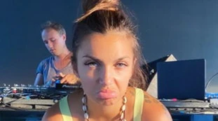 Elettra Lamborghini silurata, indiscrezioni dai piani alti di Mediaset: al suo posto in tv proprio lei