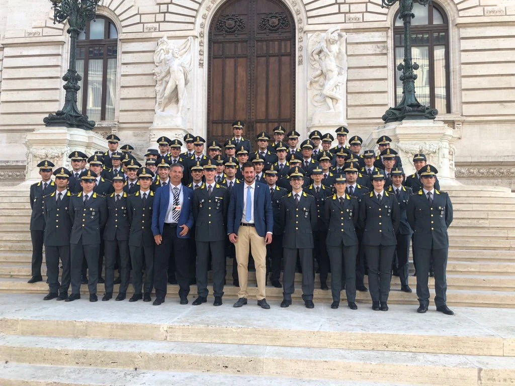Guardia di Finanza, gli allievi ufficiali in visita a Montecitorio