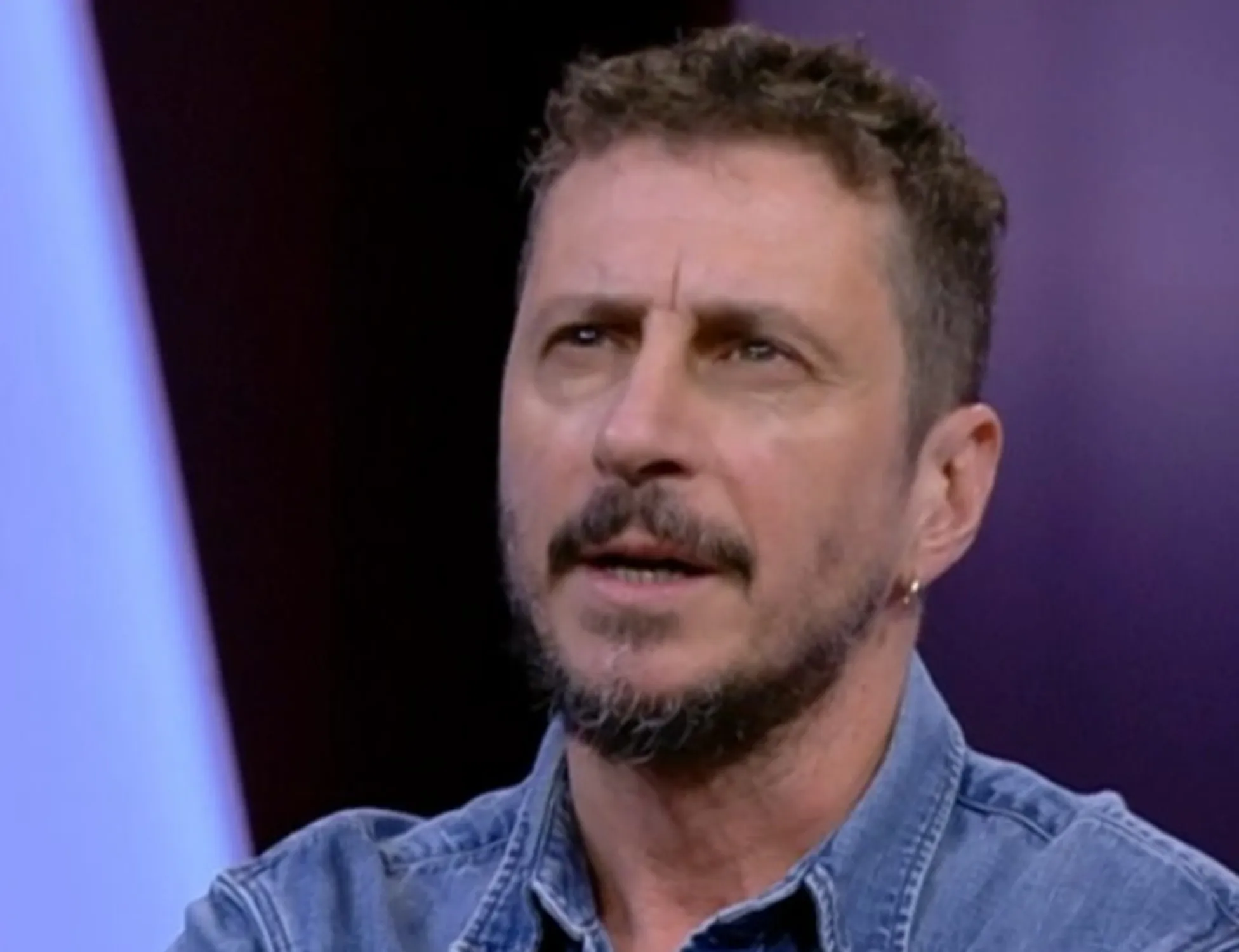 "Abbiamo iniziato noi a rompere i cog***". Bizzarri delira