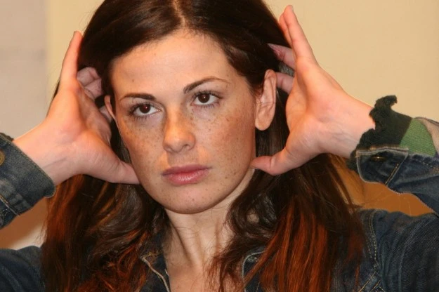 "Così mio padre mi aveva distrutto la vita": Vanessa Incontrada racconta il suo dramma privato