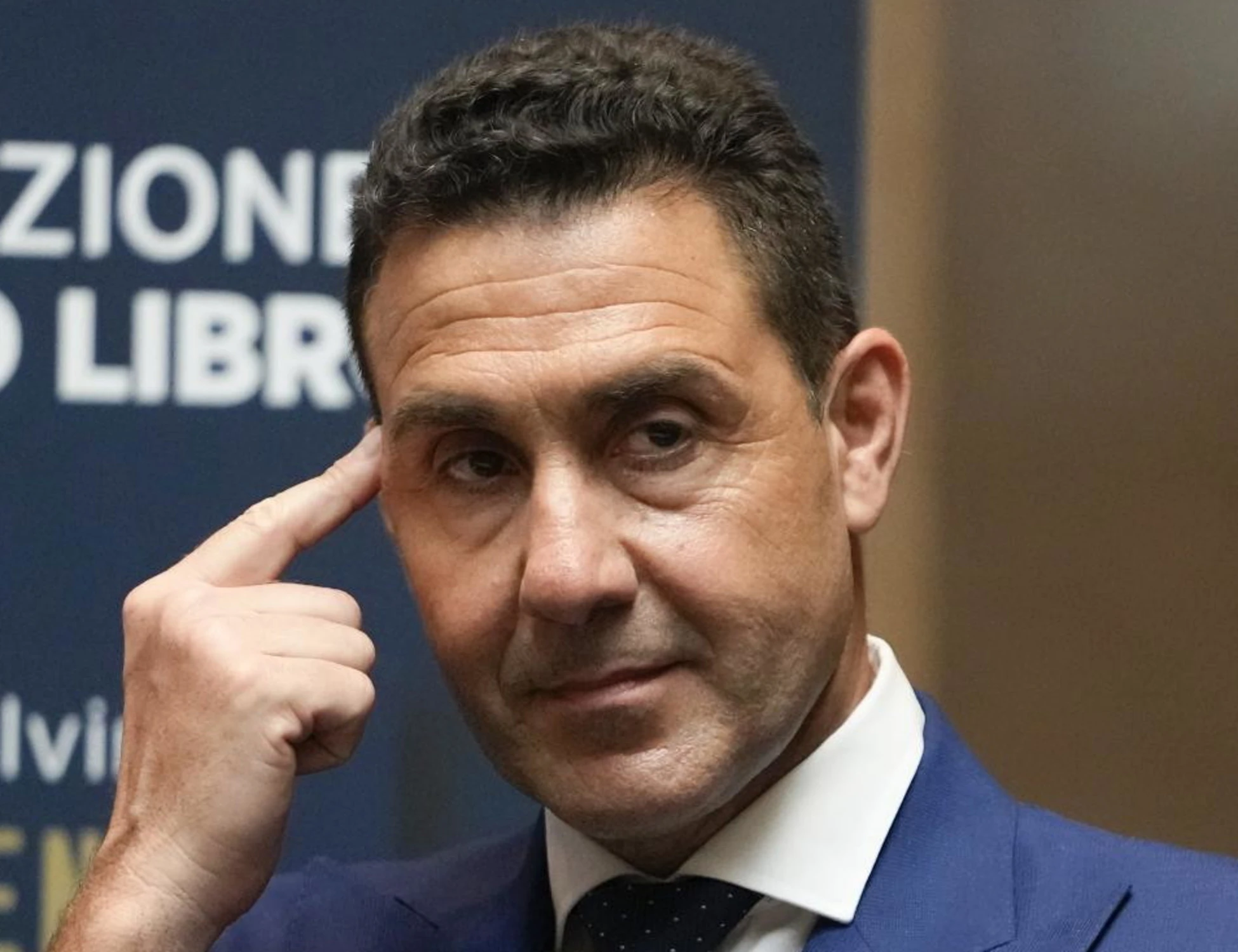 Vannacci su Meloni e Le Pen: "In Italia la destra si è slavata, in parte anche in Francia"