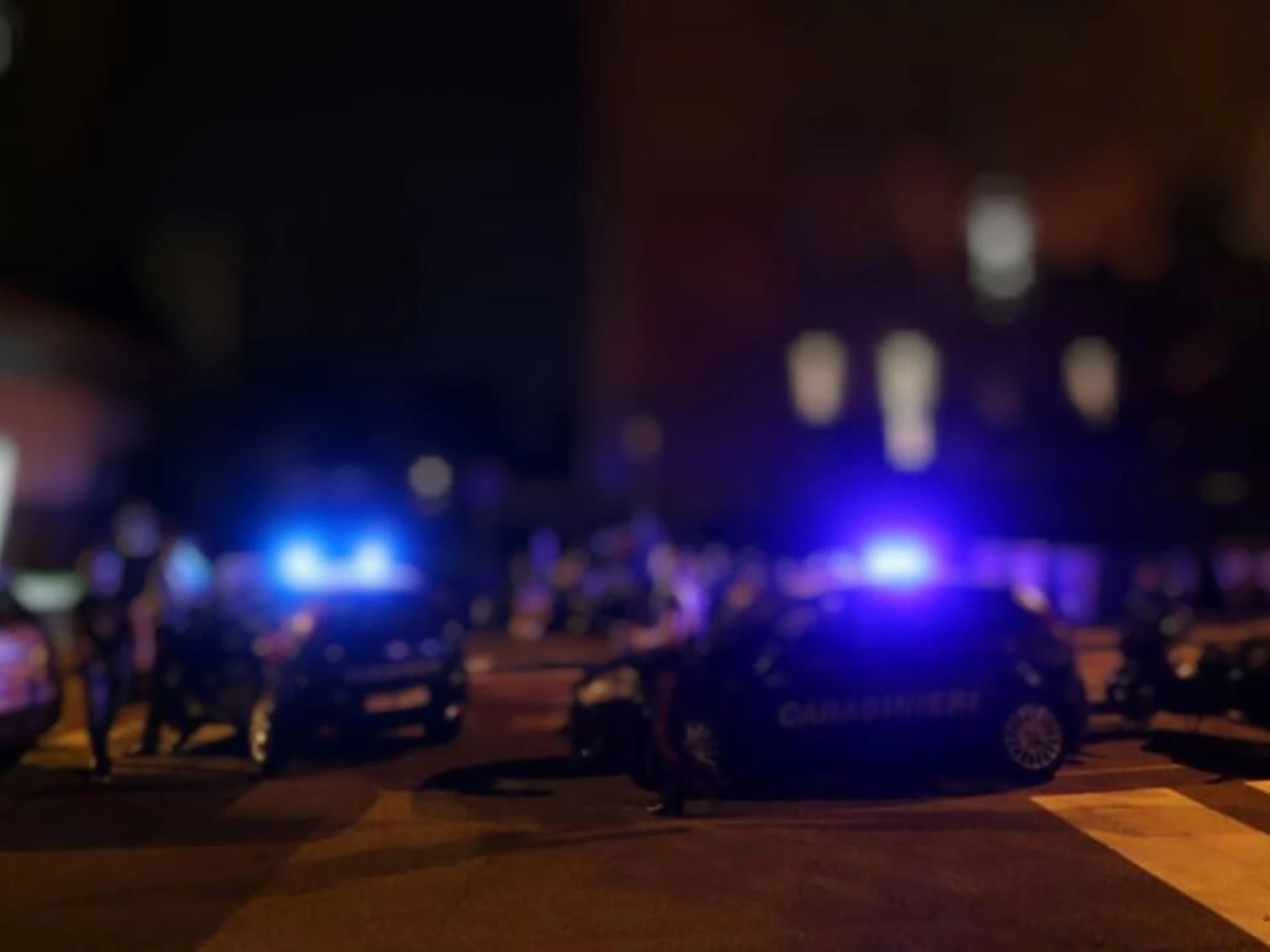 Adescato e pestato fino a svenire