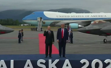 1225x649