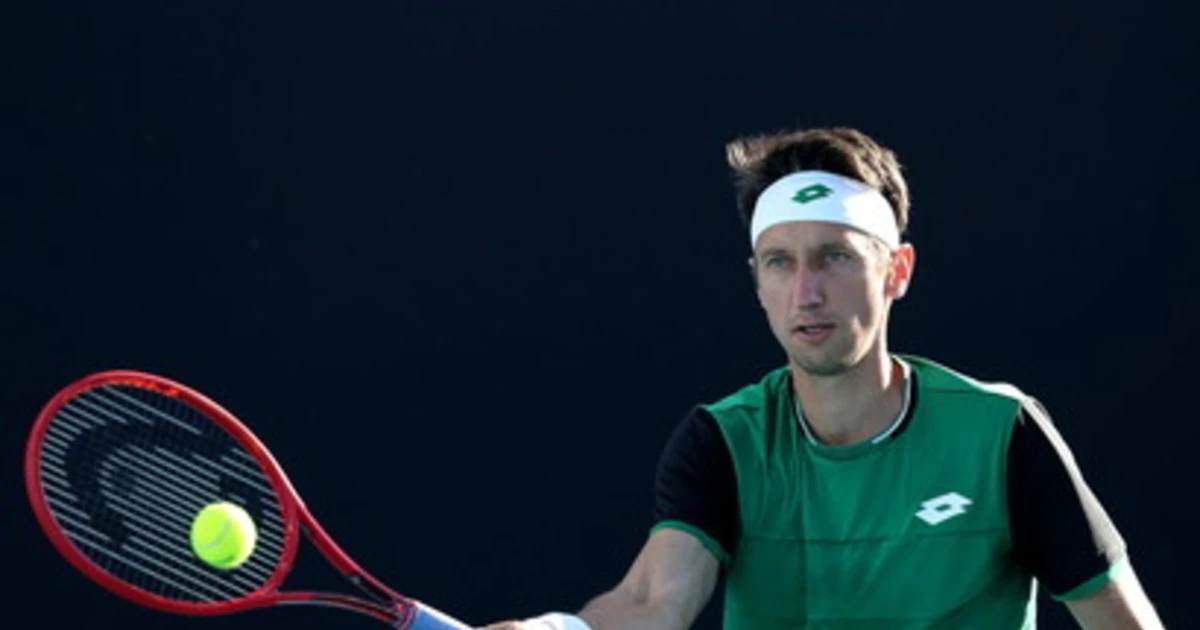 Stakhovsky, sconfisse Federer e torna in Ucraina per combattere: "Putin riderà sulla mia tomba"