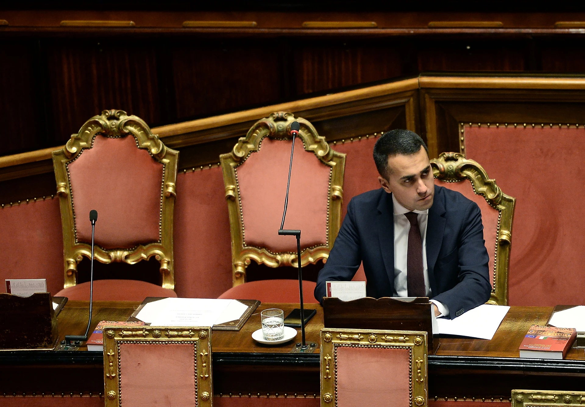 Luigi Di Maio, il sondaggio che affossa il M5s: chi comanda davvero nel governo