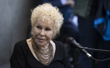 Ornella Vanoni da bollino rosso: "Dove ho fatto il bagno nuda"