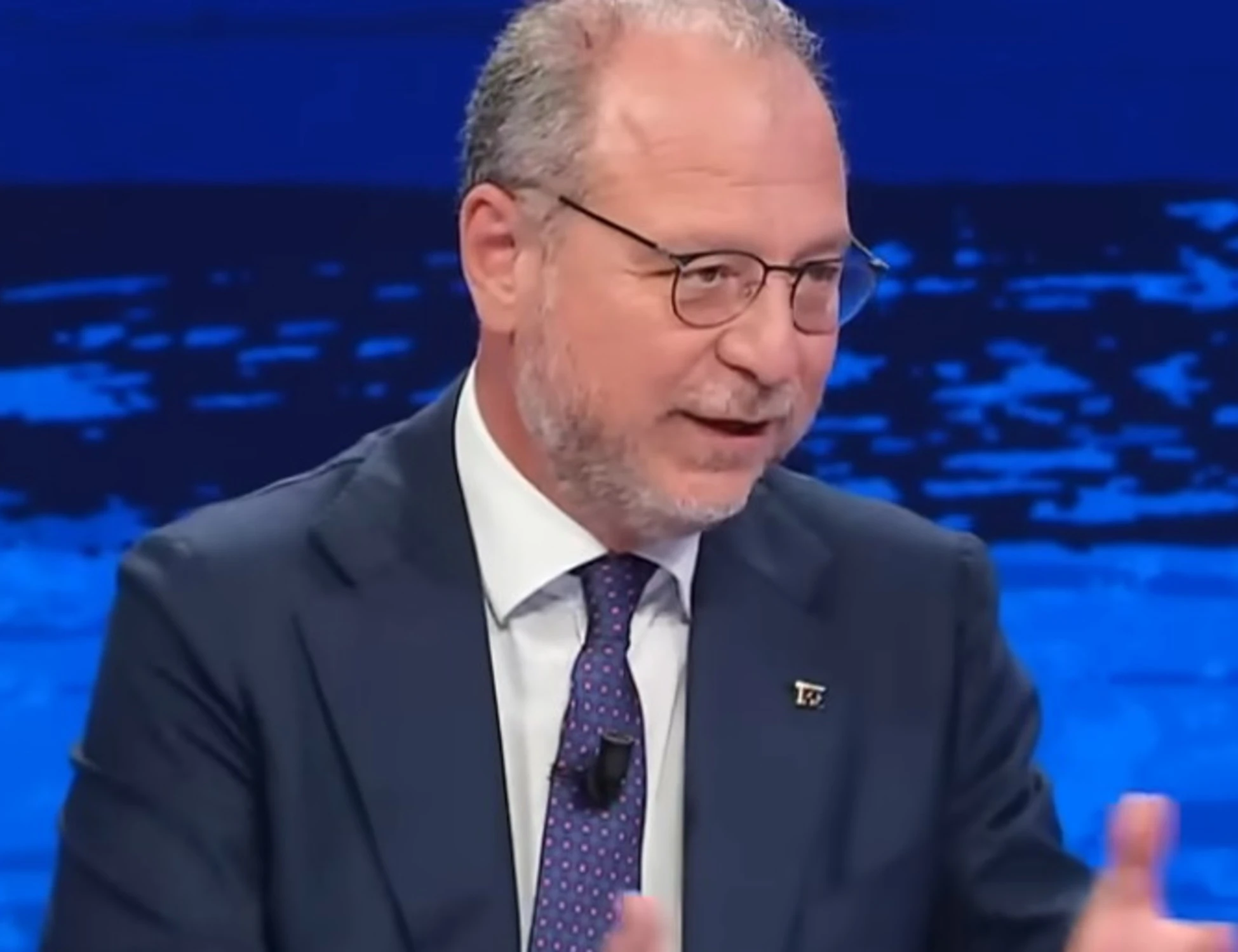 In Onda, Giorgio Mulè zittisce Luca Telese: "Immigrati? Parlane! Non lascio perdere nulla!"
