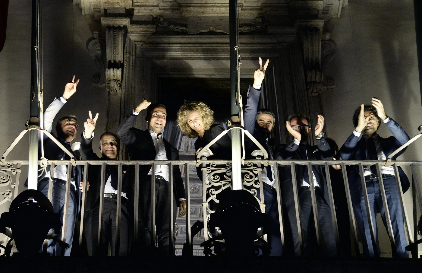 Sondaggio Ipsos, M5S incassa il reddito di cittadinanza: ora sfiora il 30%
