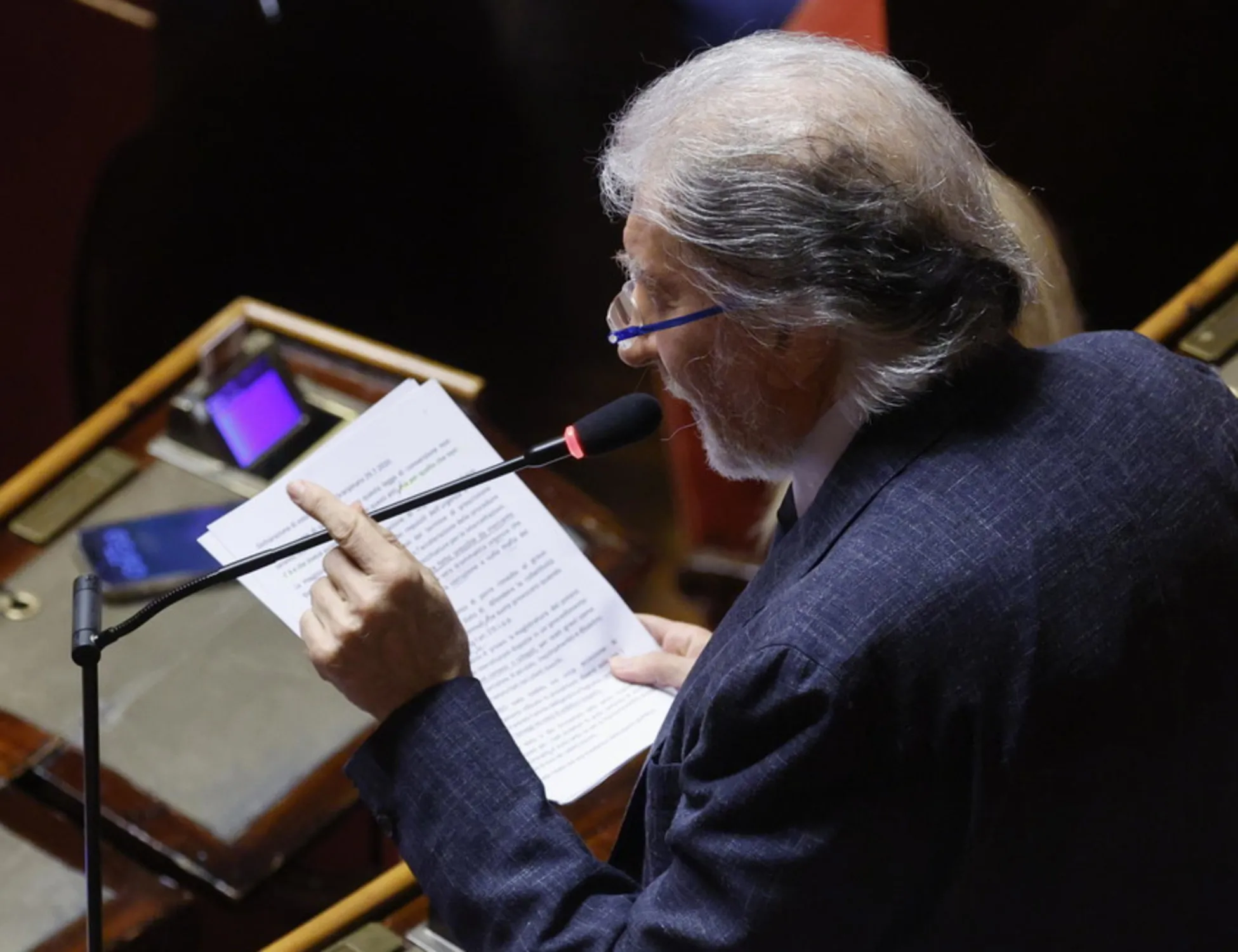 Leggi l'articolo: "Attività depistante": slavina politica e giudiziaria sui 5 Stelle