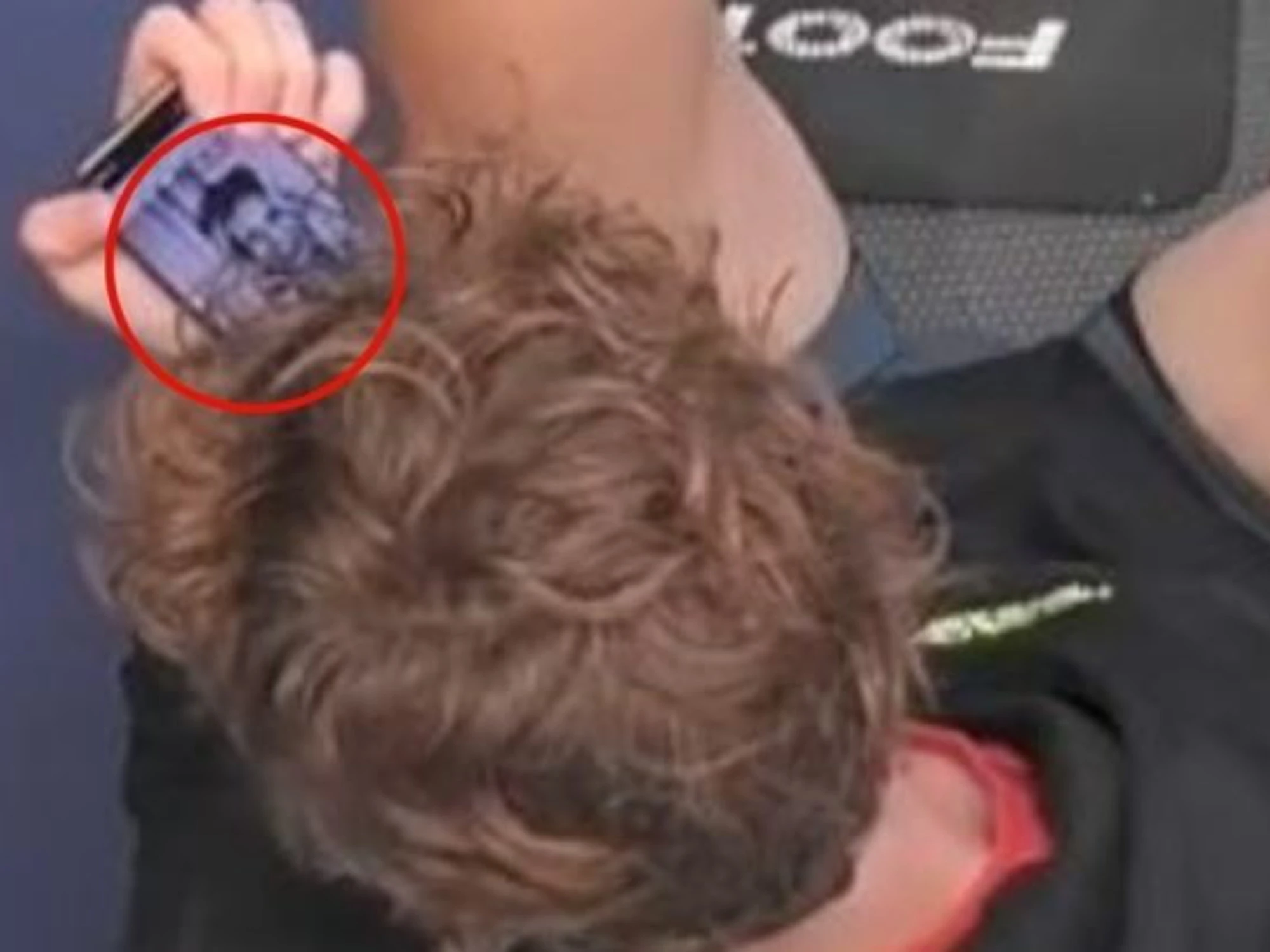 Sinner, la foto clamorosa che appare sul suo cellulare