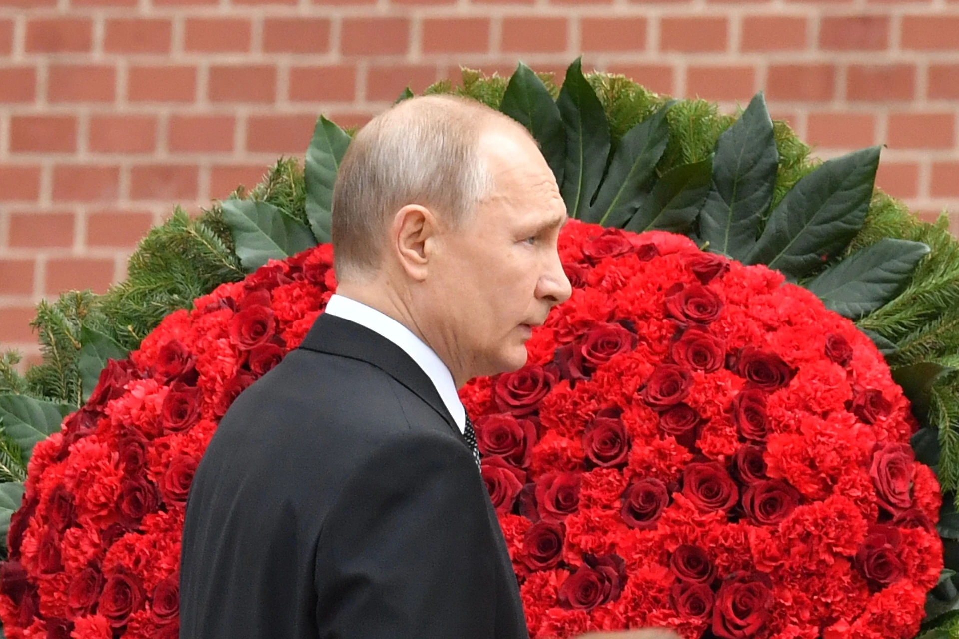 Vladimir Putin, dopo il royal baby nascono i suoi gemelli. Il parto segreto di Alina