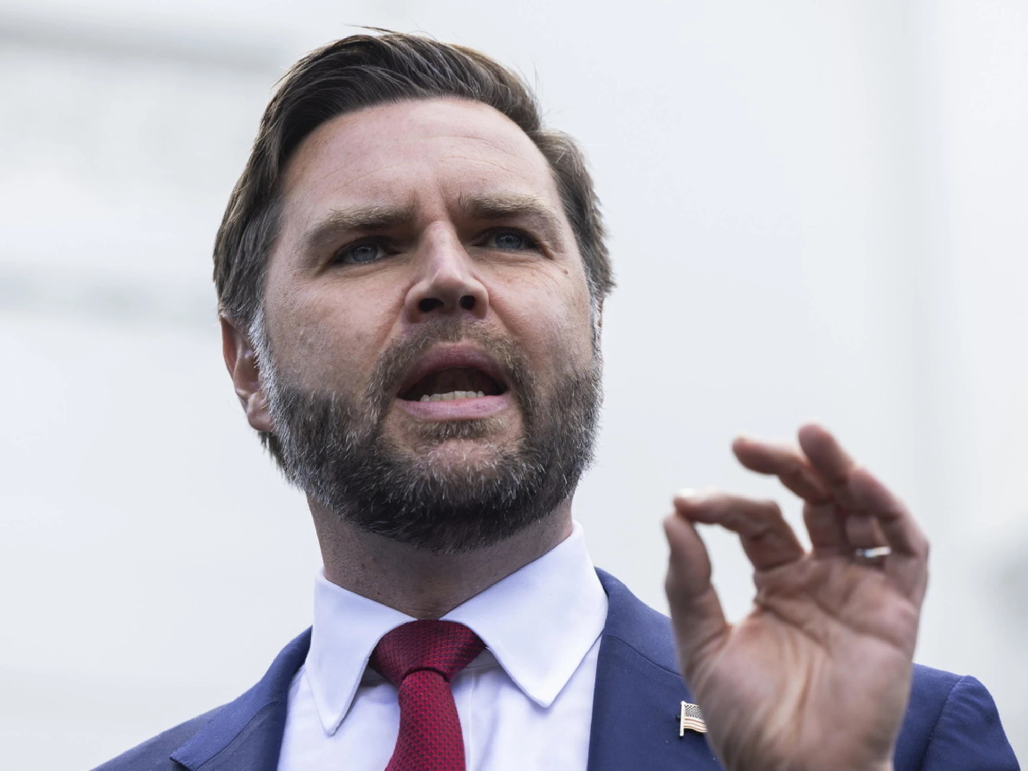 Groenlandia, JD Vance avverte l'Europa: "Prendete Trump sul serio"