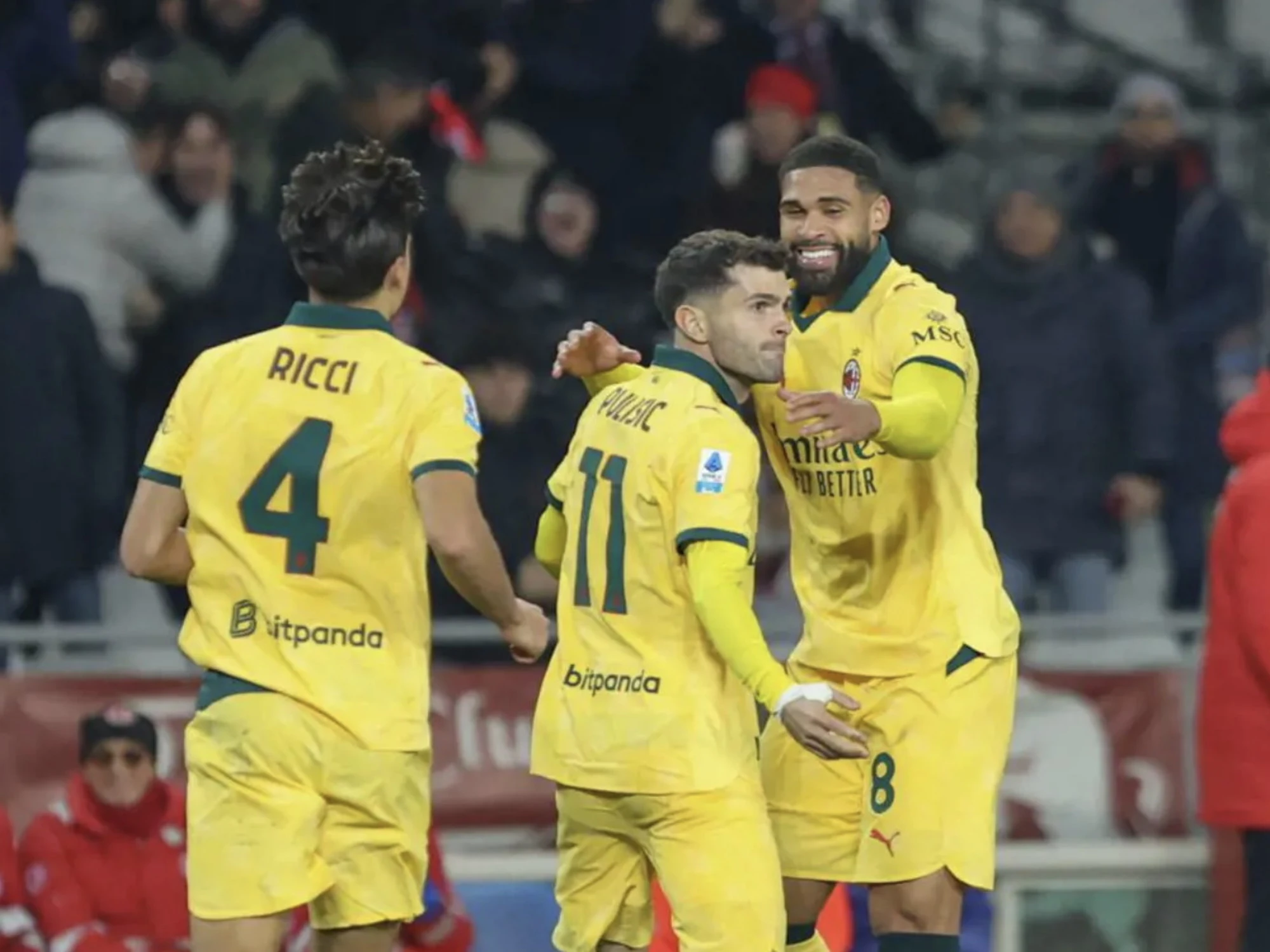 Il Milan ribalta il Torino e torna primo in classifica