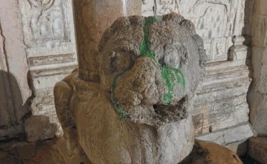 Verona, lo sfregio dei pro Hamas alla basilica di San Zeno