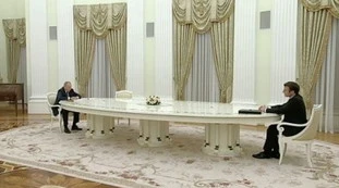 Vladimir Putin "impazzito a causa del Long Covid": le voci sul presidente, vittima della "nebbia cerebrale"?