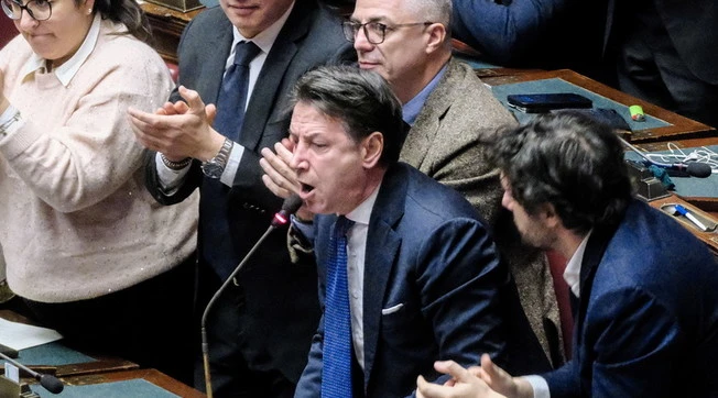 Giuseppe Conte imita De Luca: insulti sul governo, cosa c'è dietro