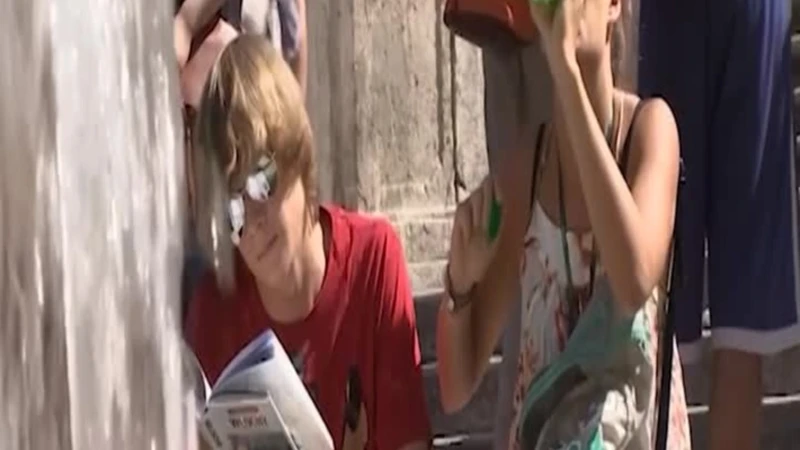 Meteo, ondata di caldo sull’Italia: bollino rosso in 4 città